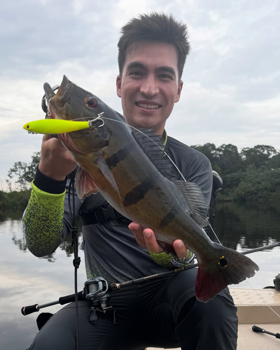 Isca MAGIC STICK Nelson Nakamura - 8cm - OPACA VERDE LIMÃO