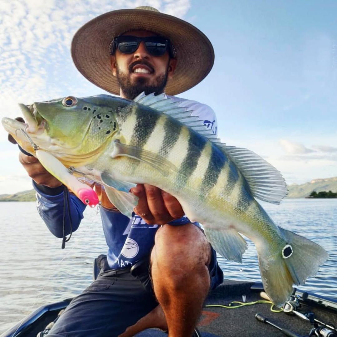 Isca ZIG ZARA Nelson Nakamura - 9CM - OPACA CABEÇA VERMELHA