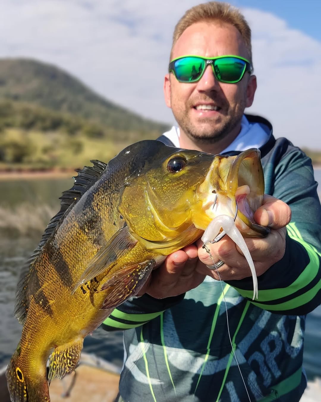 Isca Soft FIT SHAD Lopes - 13 cm / 3 UND - PÉROLA